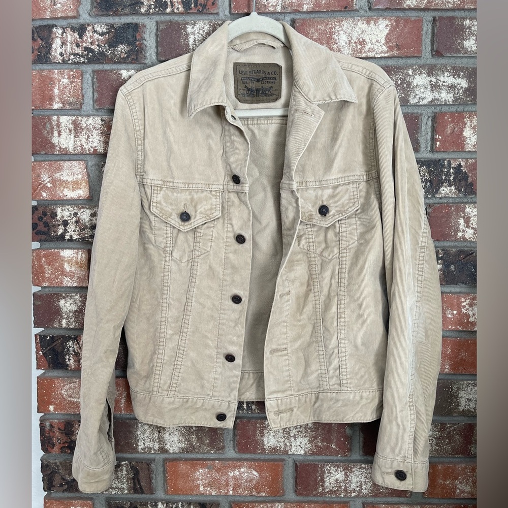 Levi’s Tan Corduroy Jacket -Size: Small